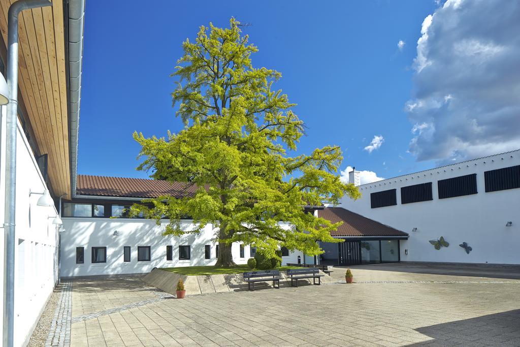 Vilvorde Kursuscenter Hotel Charlottenlund Esterno foto